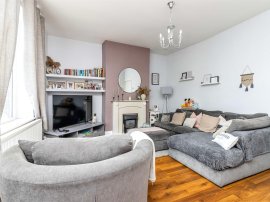 Leonards Place, Bingley thumb 3