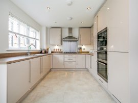 Rose Vale, Wynyard, Billingham thumb 2