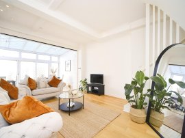 Marine Terrace Mews, Brighton thumb 3