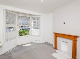Worcester Villas, Hove thumb 3