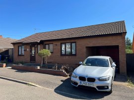 Breakleys Road, Desborough, Kettering thumb 1