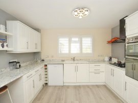 Oxbarton, Stoke Gifford, Bristol thumb 3