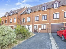 Sixpenny Close, Poole thumb 2