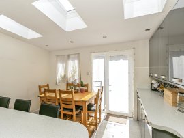 Sixpenny Close, Poole thumb 3