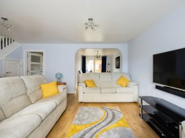 Mclaren Terrace, Callander thumb 3