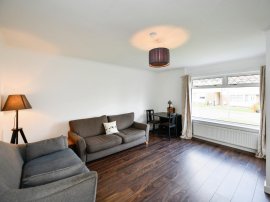 Cherry Place, Bishopbriggs, Glasgow thumb 2