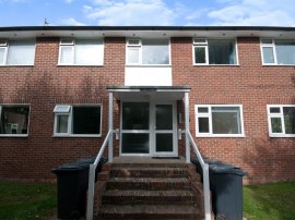 Walnut Walk, Polegate thumb 3