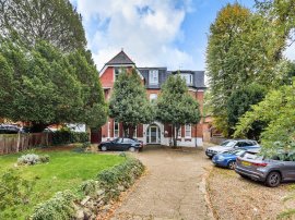 Montpelier Road, London photo