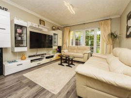 Great Ganett, Welwyn Garden City thumb 2