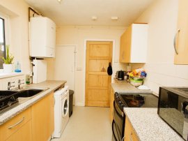 Belvoir Close, Fareham thumb 3