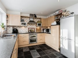 Cherry Place, Haywards Heath thumb 3