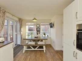 Robinson Crescent, Eagle Farm South, Milton Keynes thumb 3