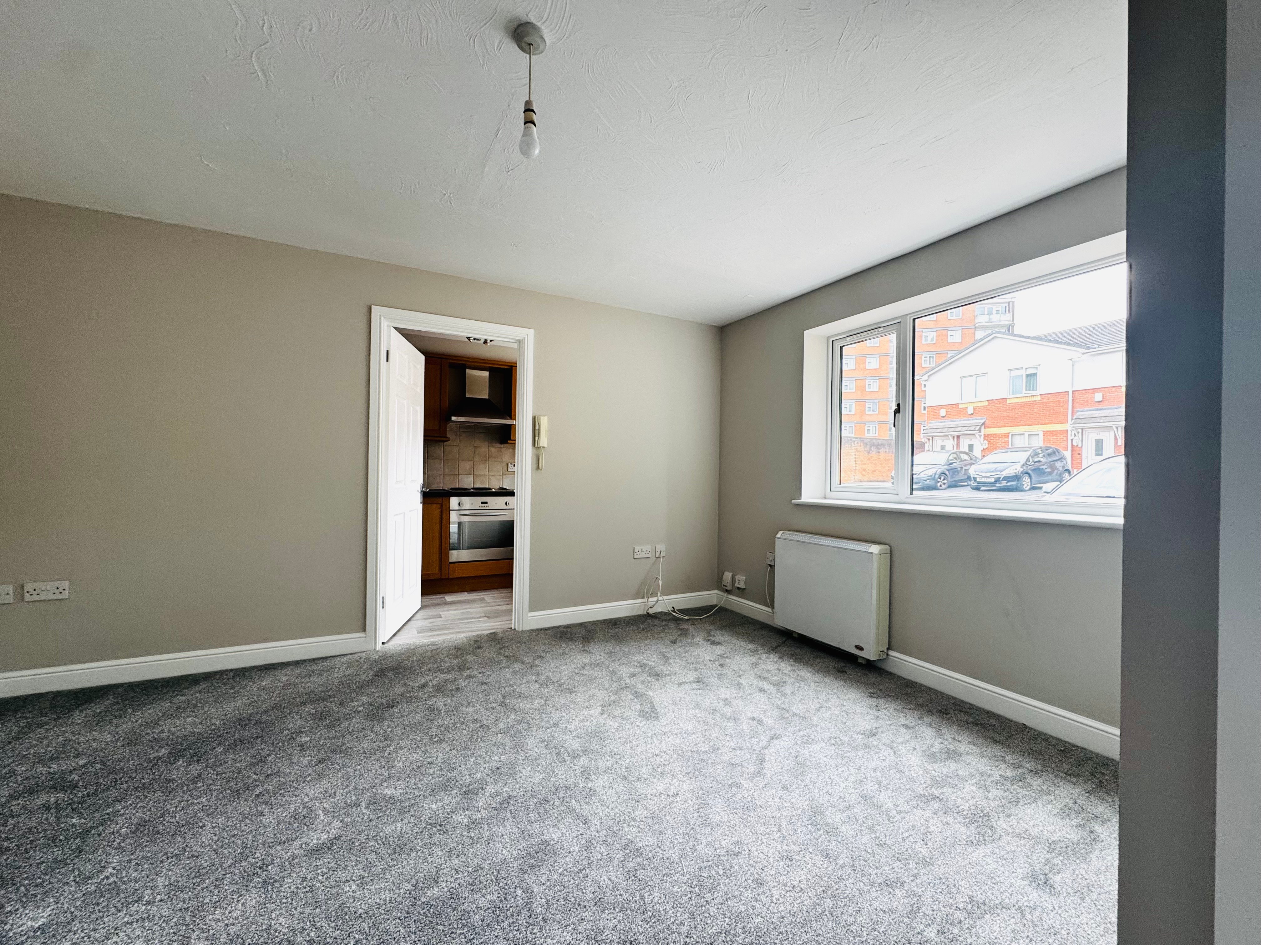 9 Hawthorne Drive Image 2