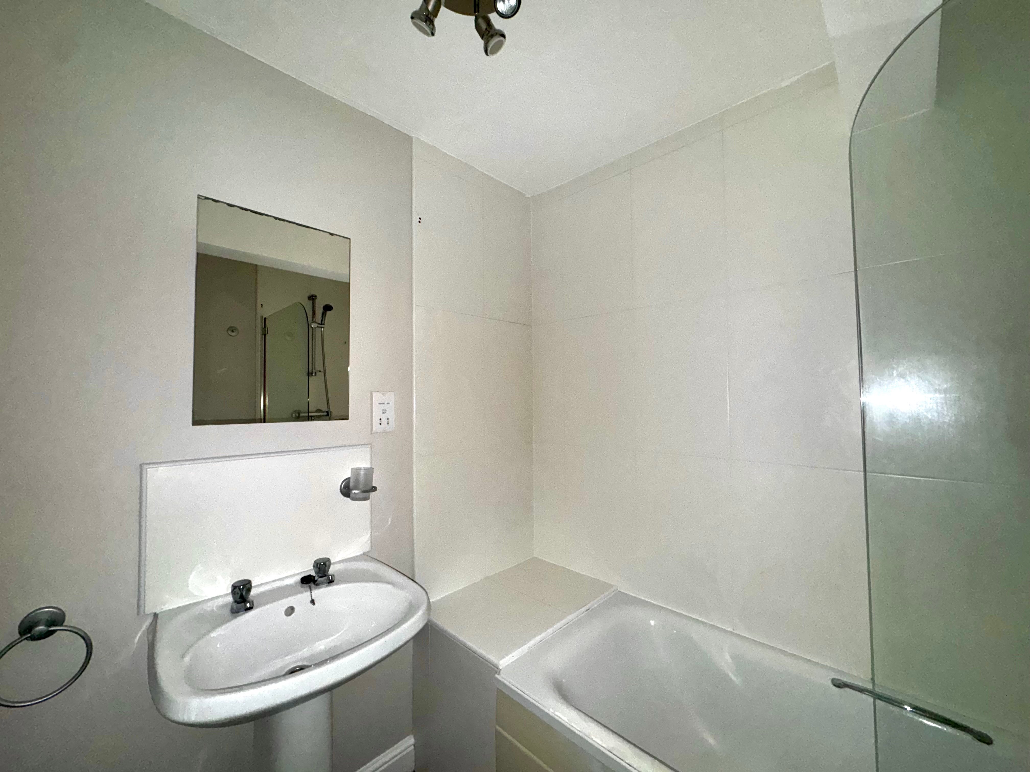 9 Hawthorne Drive Image 7