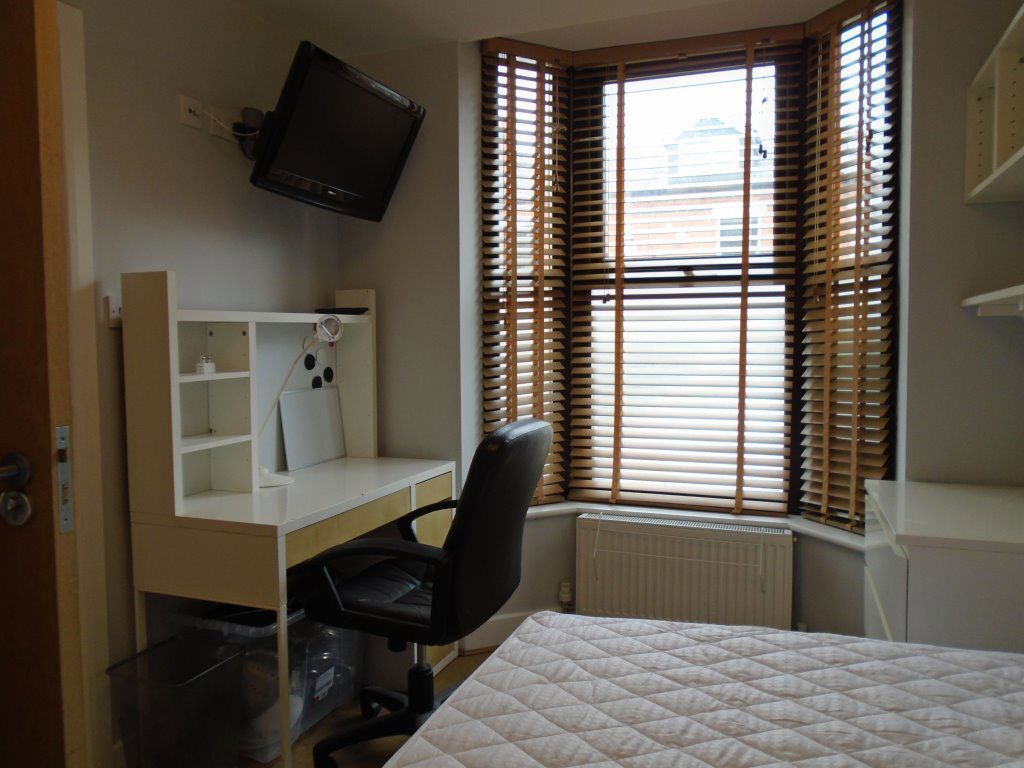 124 Tiverton Road, B29 6BT Image 4