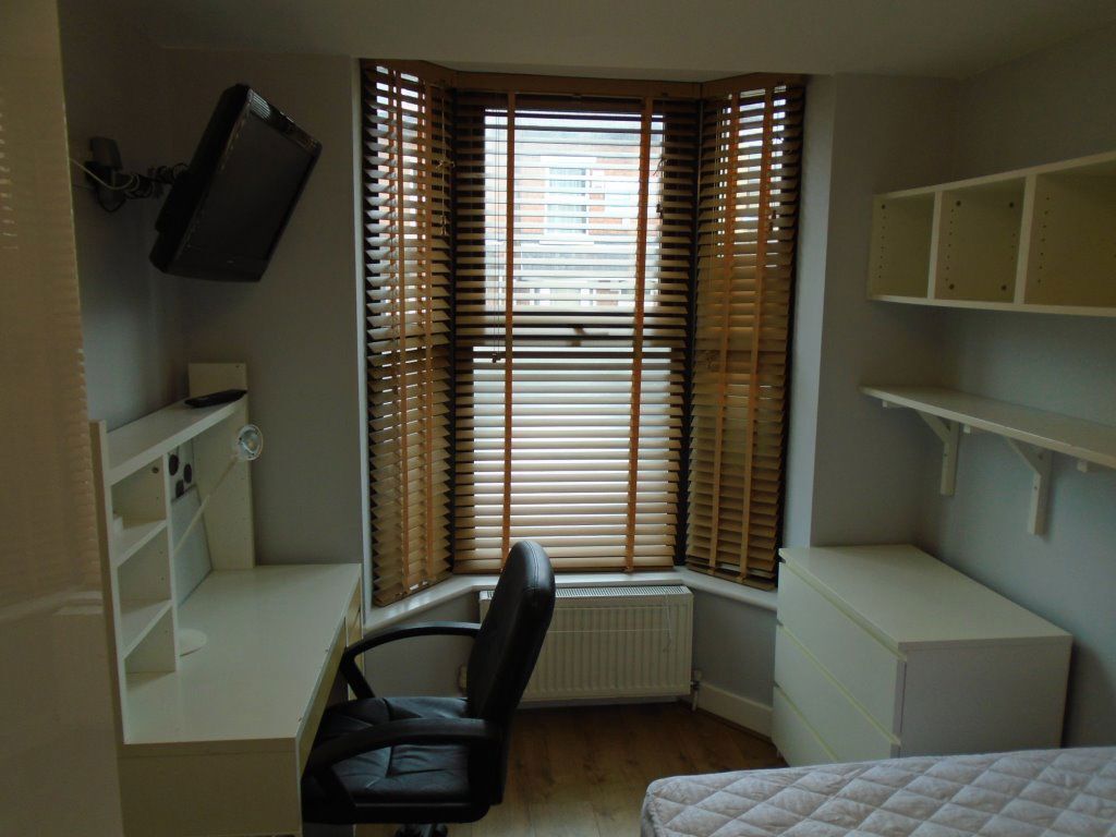 124 Tiverton Road, B29 6BT Image 5