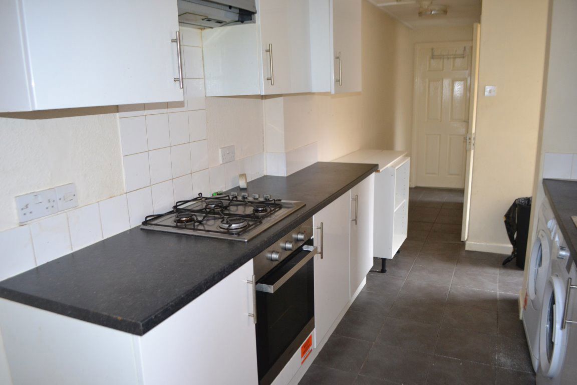 24 Luton Road, B29 7BN Image 6