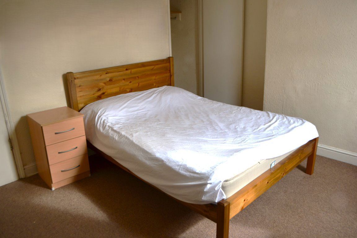 24 Luton Road, B29 7BN Image 10