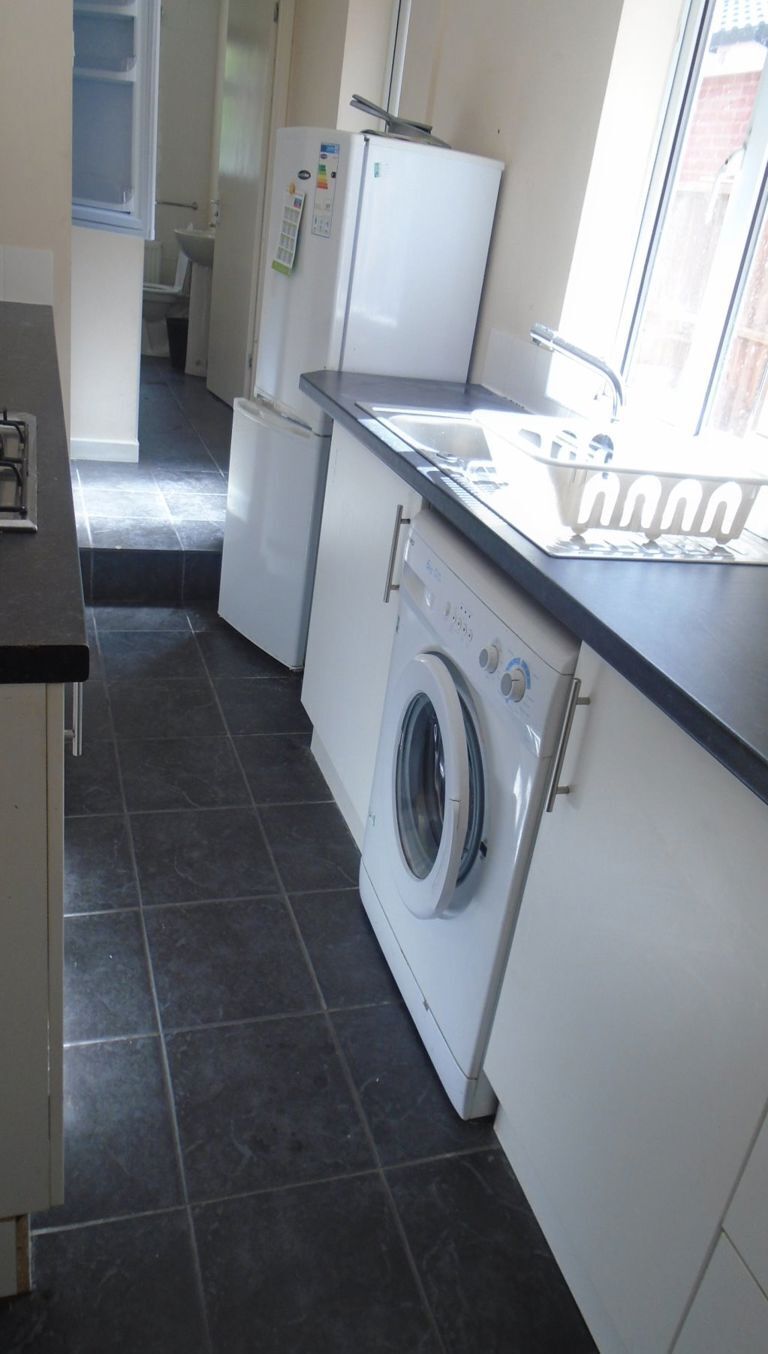 29 Luton Road, B29 7BN Image 3