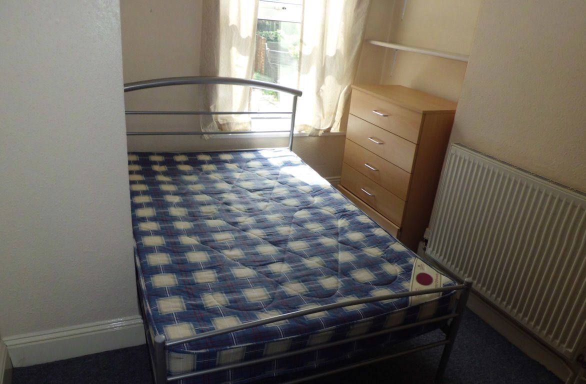 29 Luton Road, B29 7BN Image 9