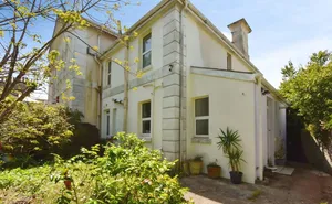 Click for details Cleveland Road, Torquay, Devon, TQ2 photo