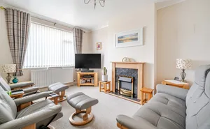 Click for details Bampton Close, Marldon, Paignton, Devon, TQ3 photo
