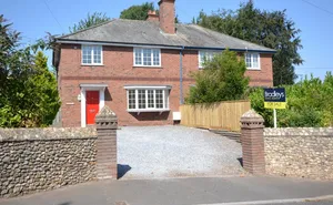 Click for details Budleigh Hill, East Budleigh, Budleigh Salterton, Devon, EX9 photo