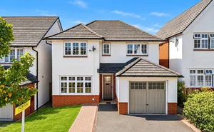 Click for details Kestrel Way, Dawlish, Devon, EX7 photo
