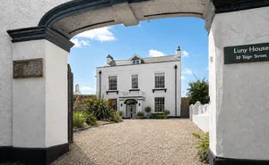 Click for details Teign Street, Teignmouth, Devon, TQ14 photo