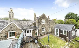 Click for details Morchard Road, Crediton, Devon, EX17 photo