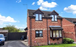 Click for details Avranches Avenue, Crediton, Devon, EX17 photo