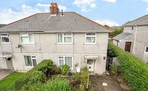 Click for details Stone Barton Close, Plympton, Devon, PL7 photo