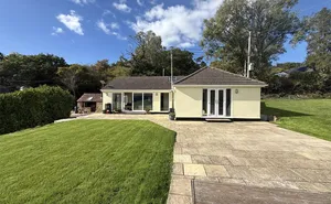 Click for details Sidbury, Sidmouth, Devon, EX10 photo