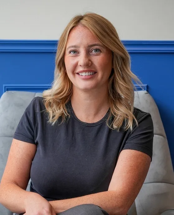 Holly Green headshot