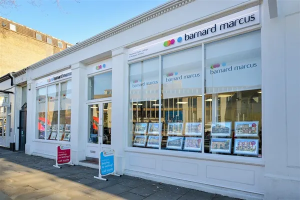 Estate Agents in Kennington - Contact Us - Holroyds