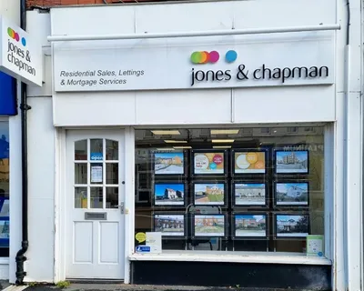 Jones & Chapman, Estate Agent in Little Sutton