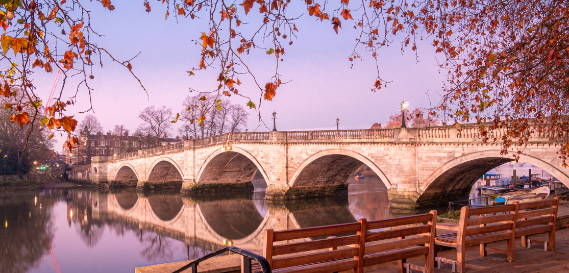https://mr2.homeflow-assets.co.uk/files/media/image/0000/0000/12056c6fc41f2f5e901fe9c7e0375194/1115x535px-Richmond-3.jpg