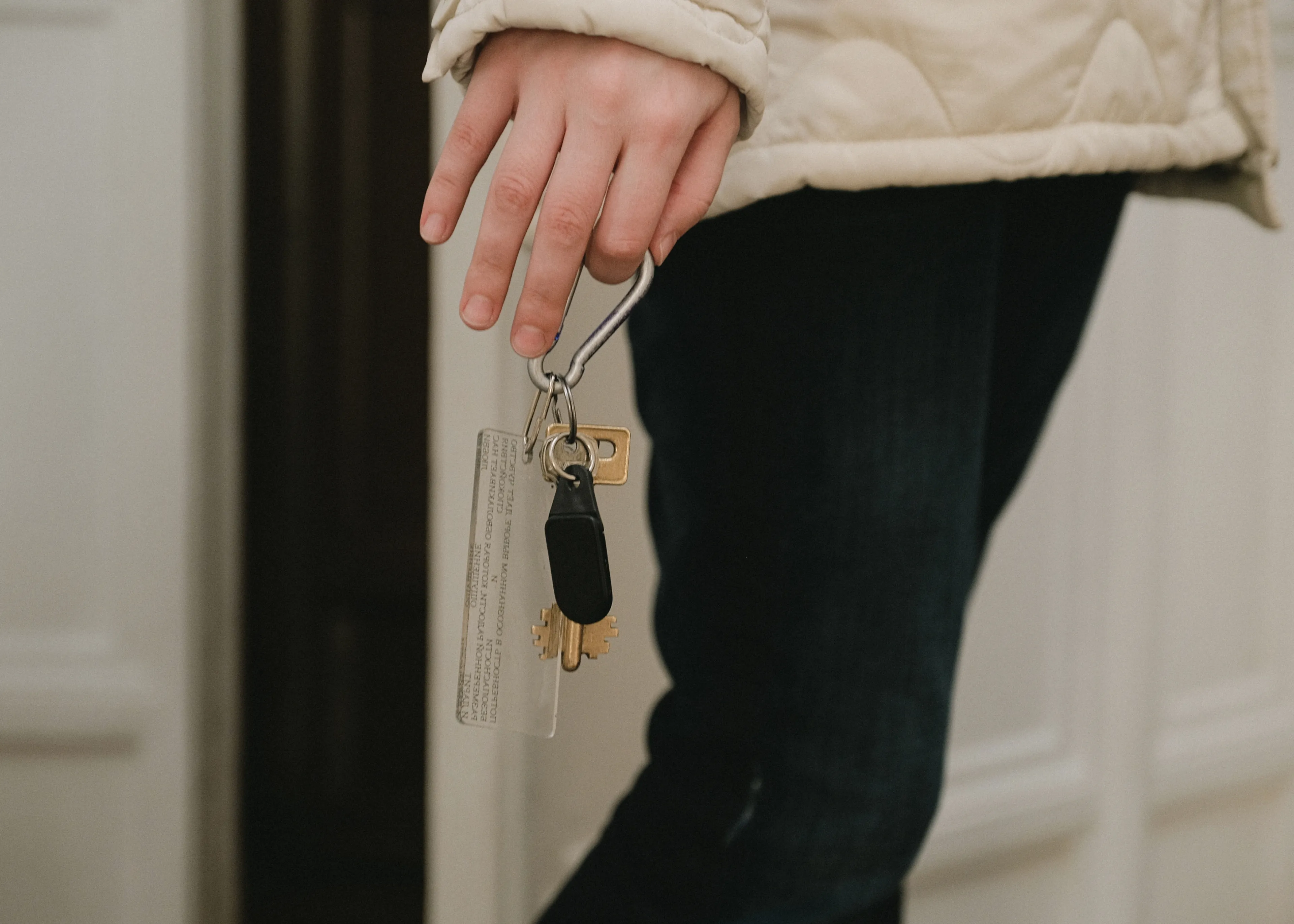 https://mr2.homeflow-assets.co.uk/files/media/image/0000/0000/024544574e5693d75a78d762cede90a3/Tenant_Care.jpg