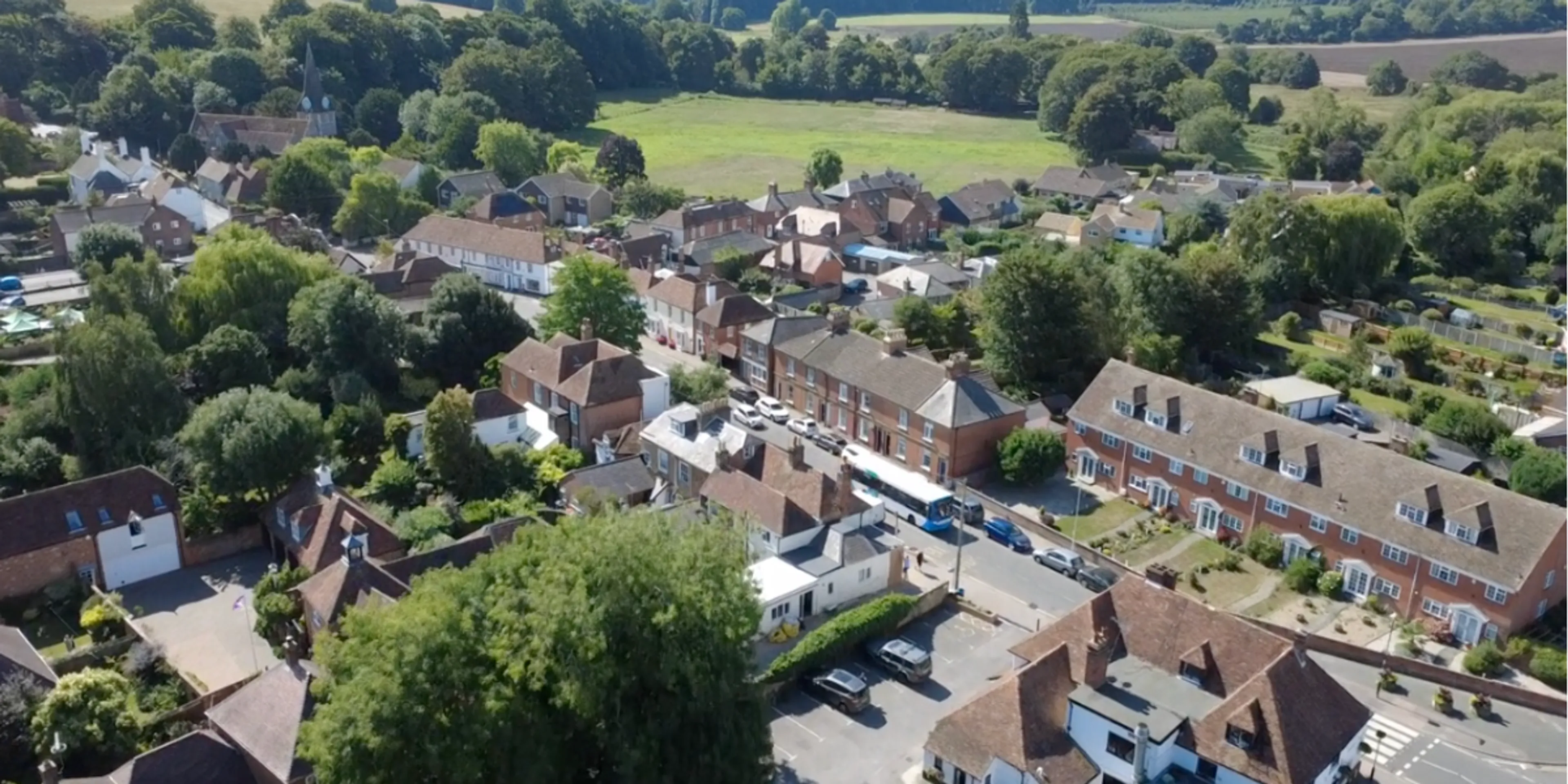 https://mr2.homeflow-assets.co.uk/files/media/image/0000/0000/31511e7199e3683a1e414ca6d2e28169/Area+Banner+Images.jpg
