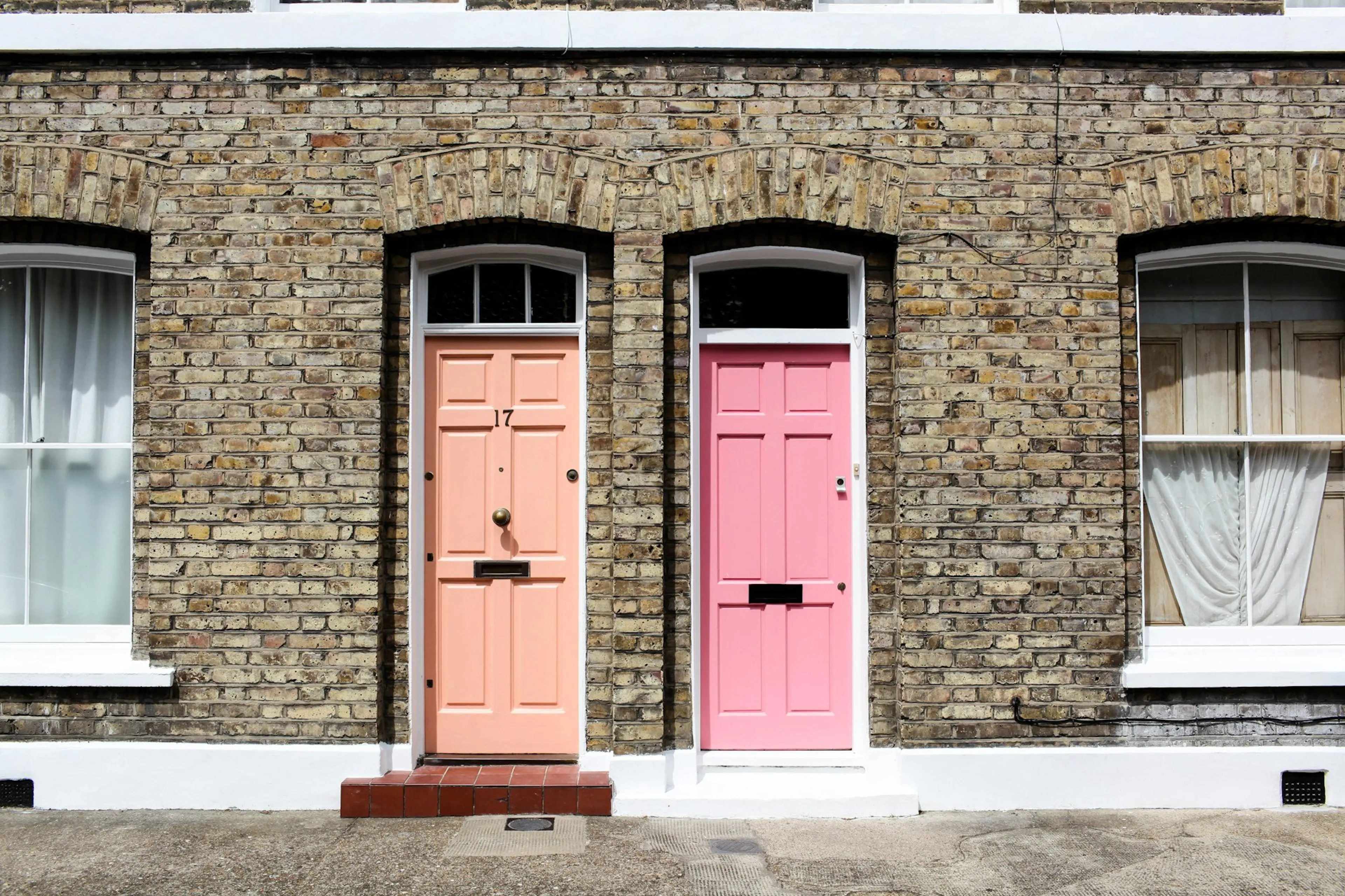 https://mr2.homeflow-assets.co.uk/files/media/image/0000/0000/6def8dda547ff4f72f5f78c3dd0427a7/gleren-meneghin-VSLPOL9PwB8-unsplash.jpg