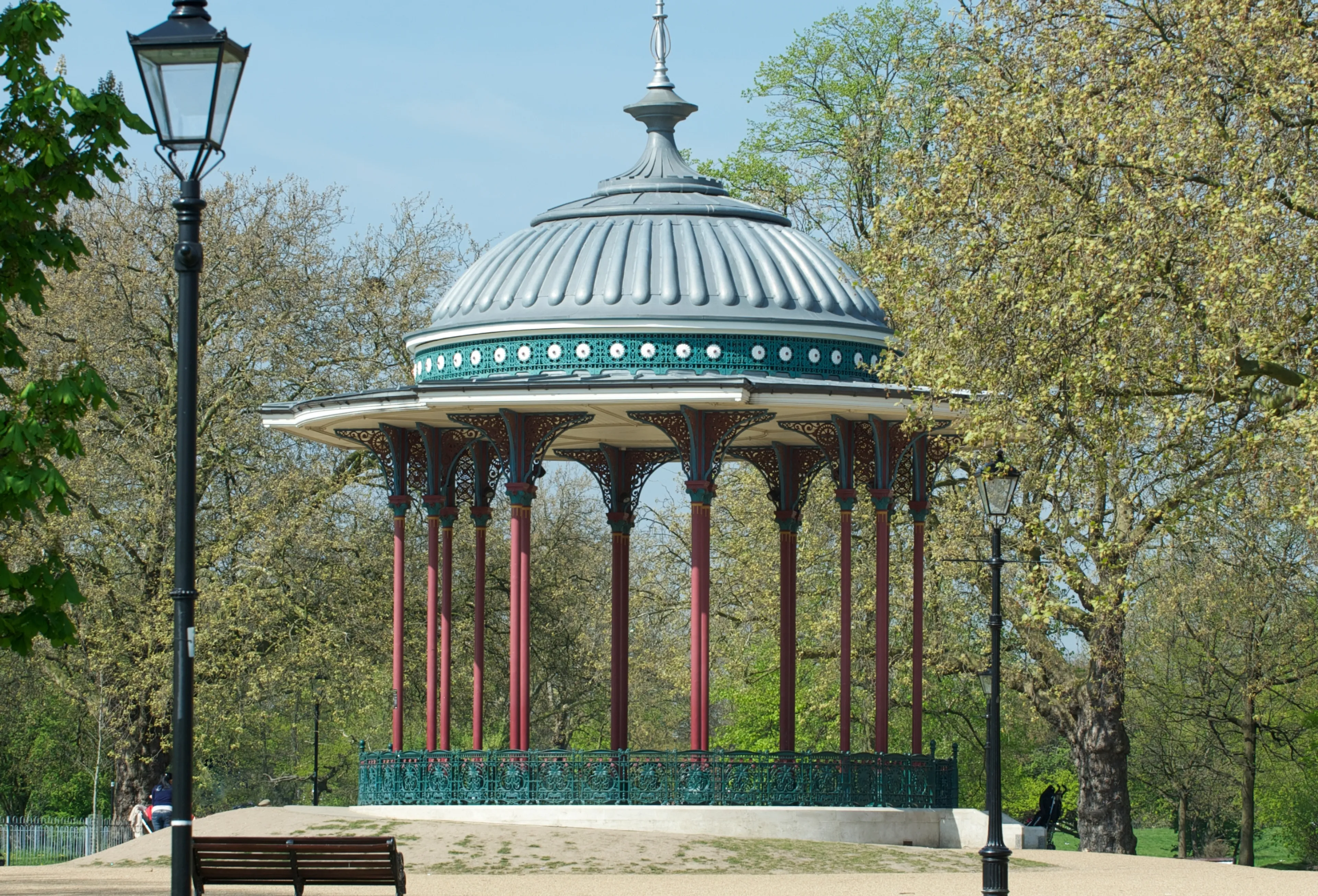 https://mr2.homeflow-assets.co.uk/files/media/image/0000/0000/8bc1c130d53101259b7c4b1b38b91988/claphamcommon.jpg