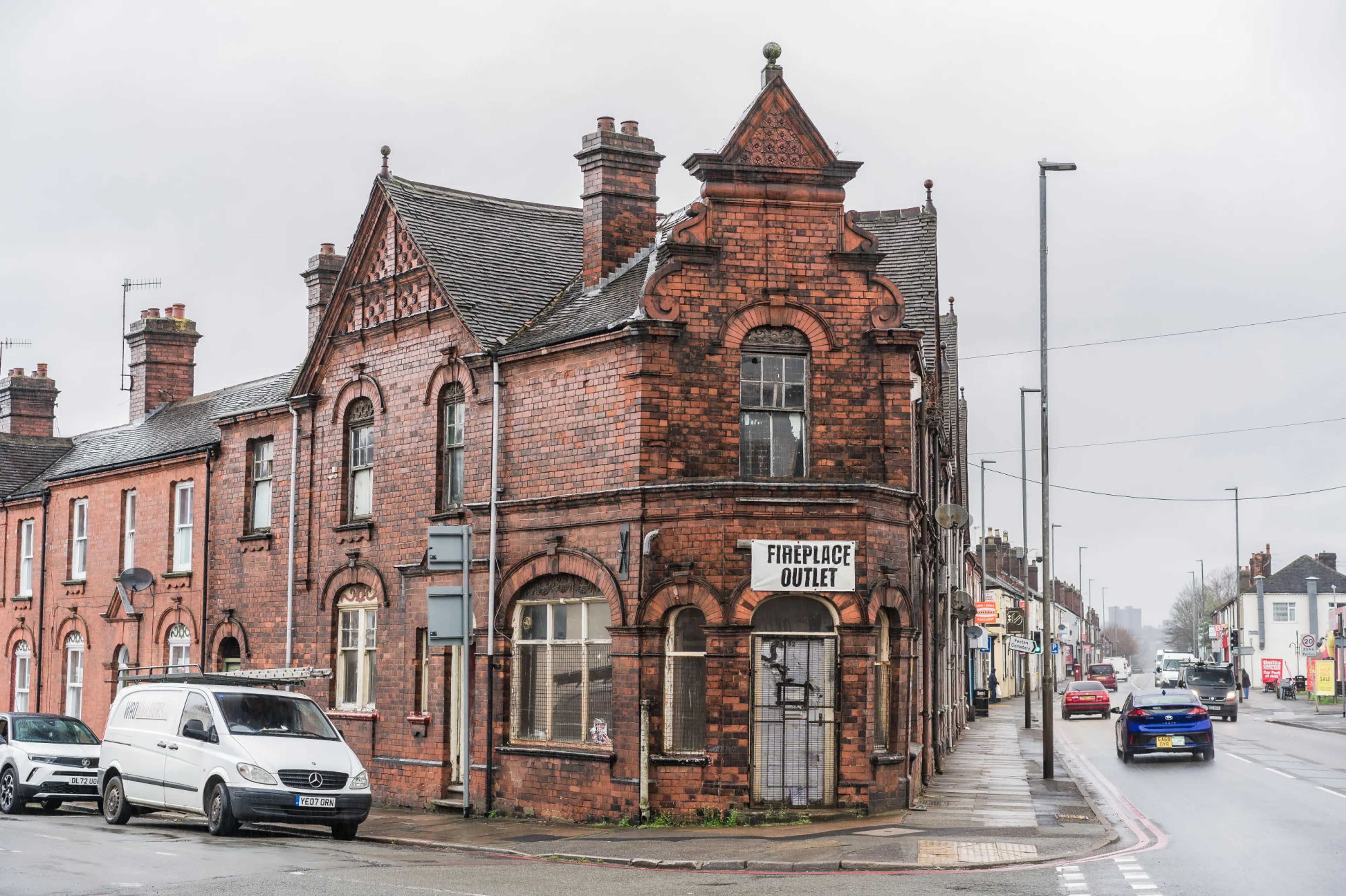 https://mr2.homeflow-assets.co.uk/files/media/image/0000/0000/a48a5562e800a167ade9f442fa3dbb81/estate-and-letting-agents-fenton-stoke-on-trent.jpg