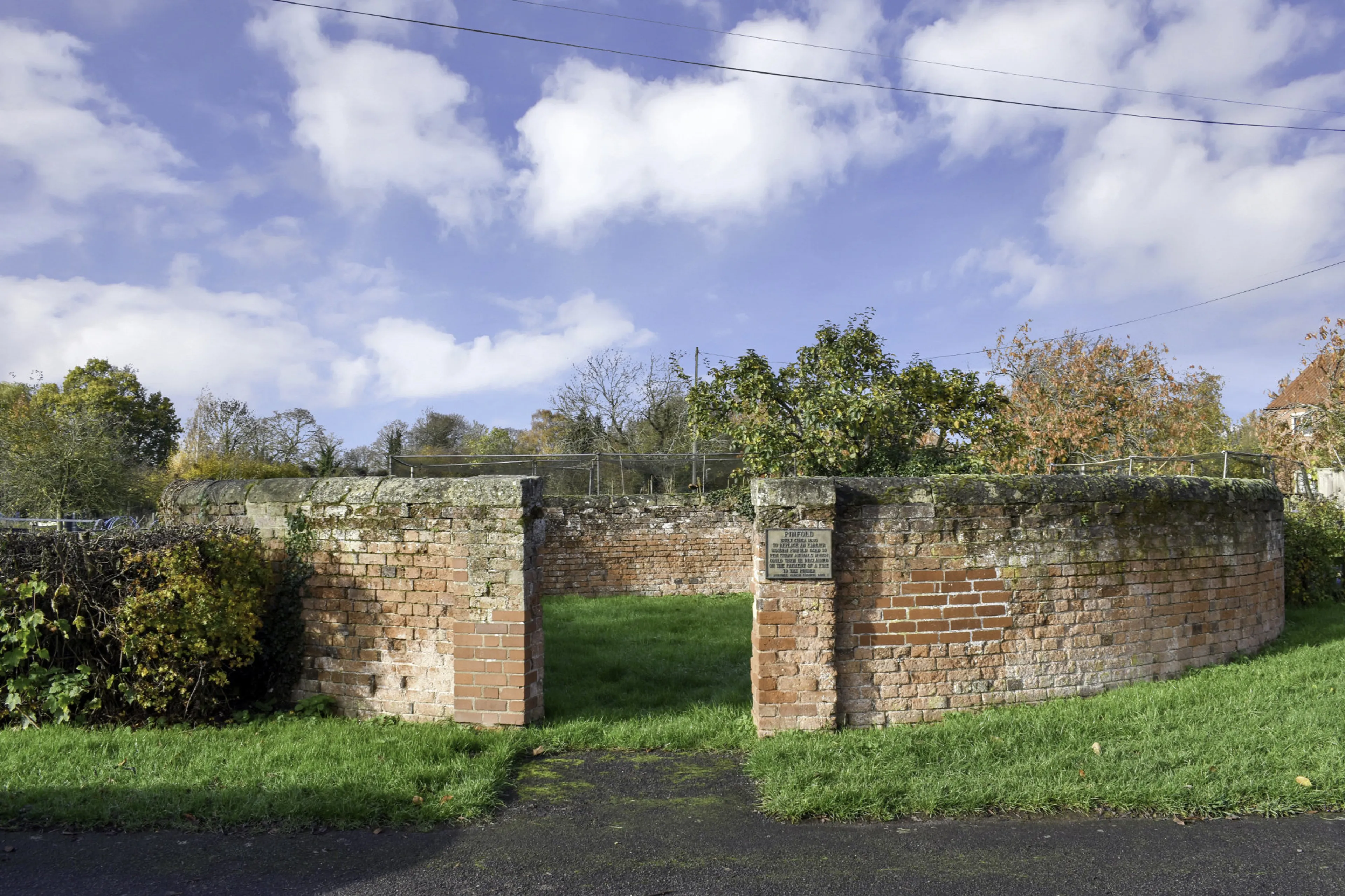 https://mr2.homeflow-assets.co.uk/files/media/image/0000/0000/b7d30d074d0a1b13877a556df4747bf7/Norwell(5).jpg