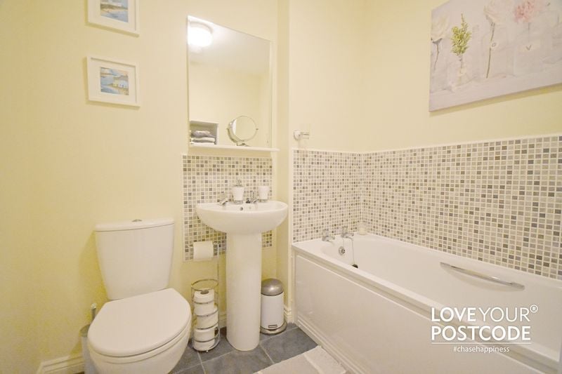 2 bedroom property for sale in Yorkshire Grove, Walsall WS2 7BS Guide price £129,950