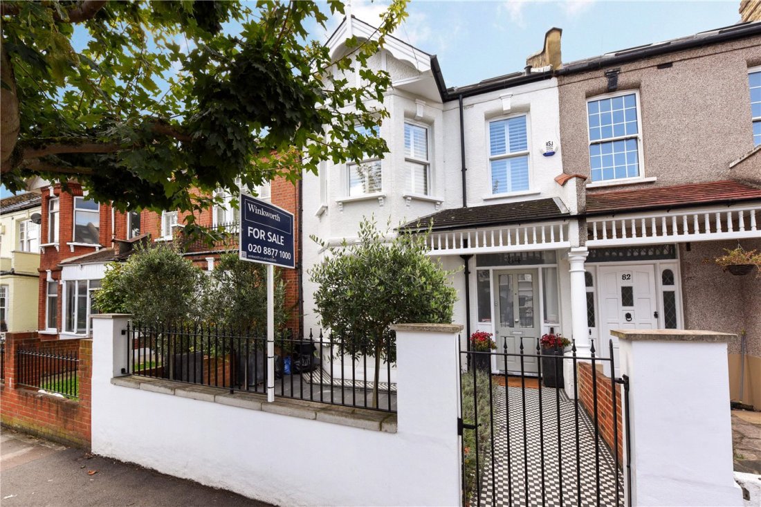 4 bedroom property for sale in Elsenham Street, Southfields, London