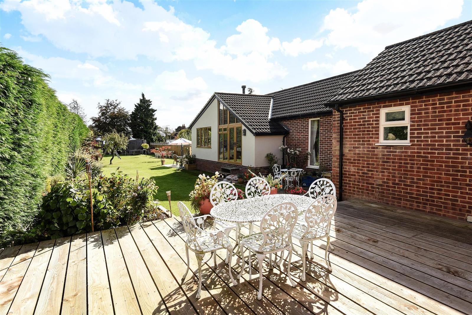 5 bedroom property for sale in Barrow Road, Harwell, Didcot Guide