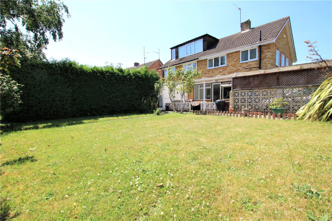 3 bedroom property for sale in Silverdale Road, Earley, Reading, RG6