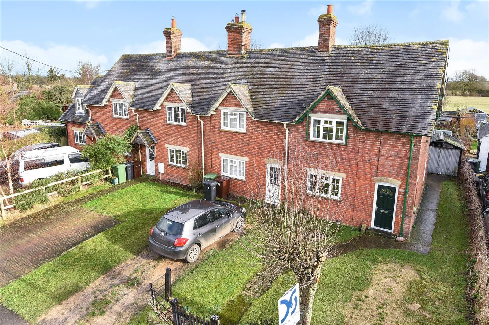2 bedroom property for sale in Watery Lane, Sparsholt, Wantage Guide