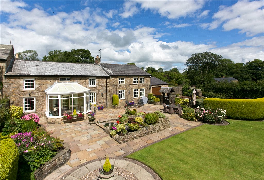 4 bedroom property for sale in Cottonwood, Lane Ends, Bolton By Bowland