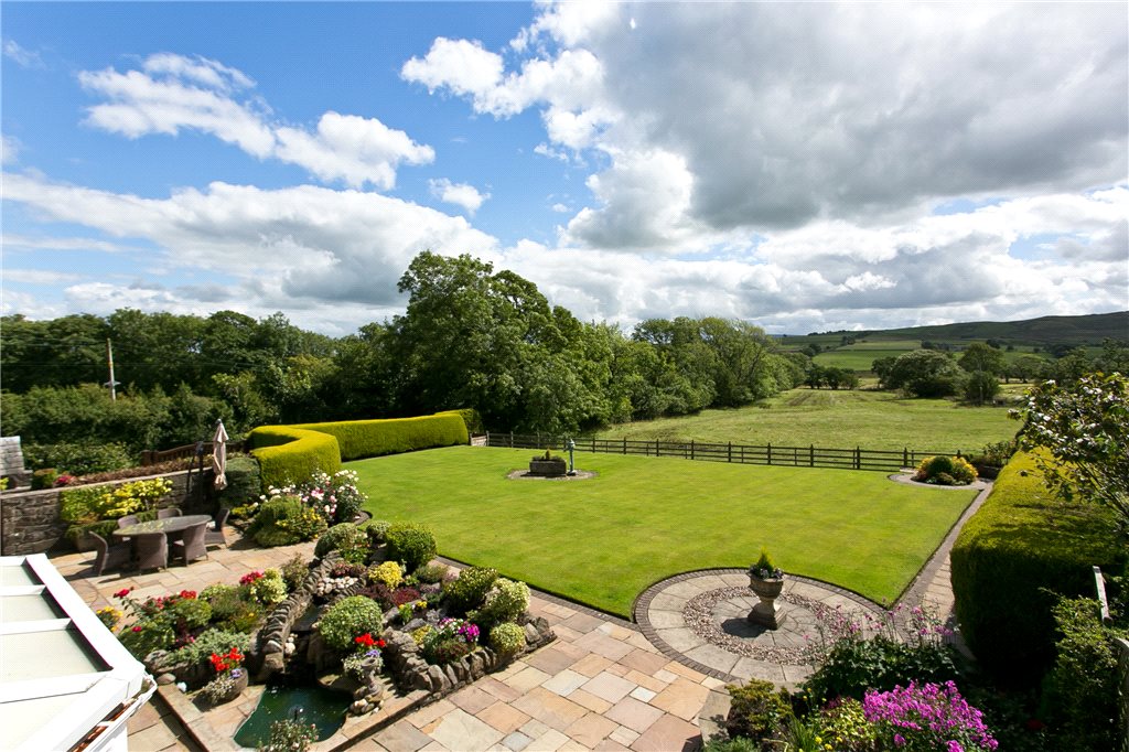 4 bedroom property for sale in Cottonwood, Lane Ends, Bolton By Bowland, BB7 £625,000